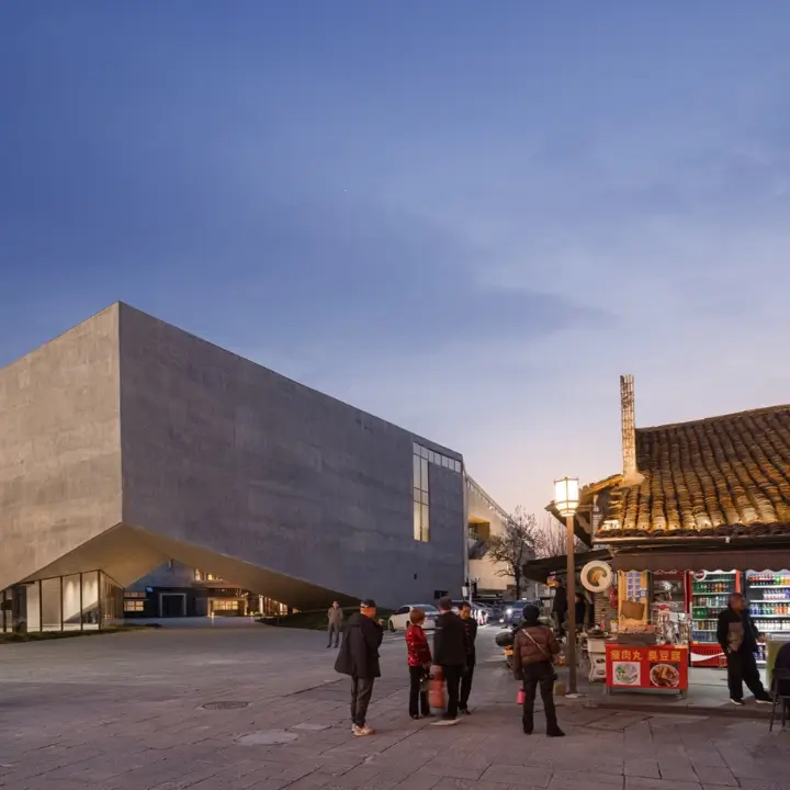 Intervenção de requalificação em tecido urbano consolidado, projeto apresentado na exposição de arquitetura chinesa